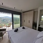 Seeview And Mountain View * Grizokambos