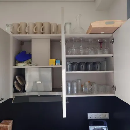 Seeview And Mountain View *