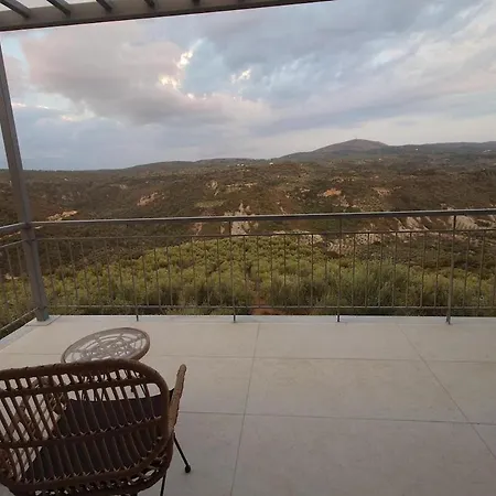 Seeview And Mountain View Villa