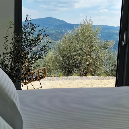 Seeview And Mountain View Villa Grizokambos