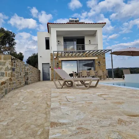 Villa Seeview And Mountain View