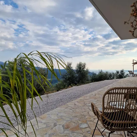 Seeview And Mountain View Villa Grizokambos