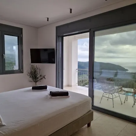 Seeview And Mountain View Villa