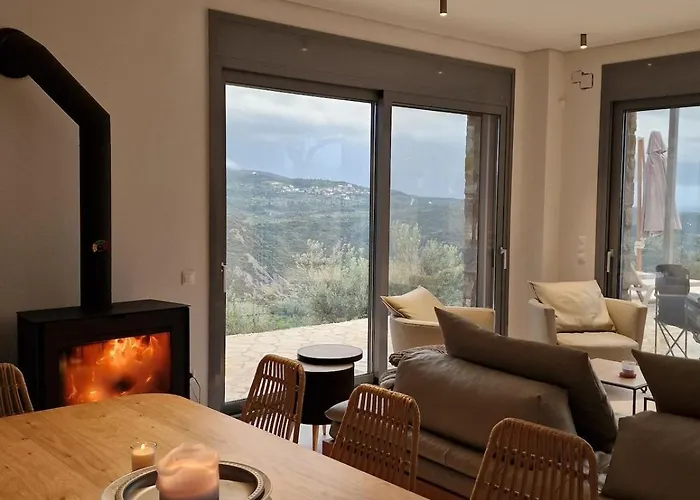 Seeview And Mountain View Villa *