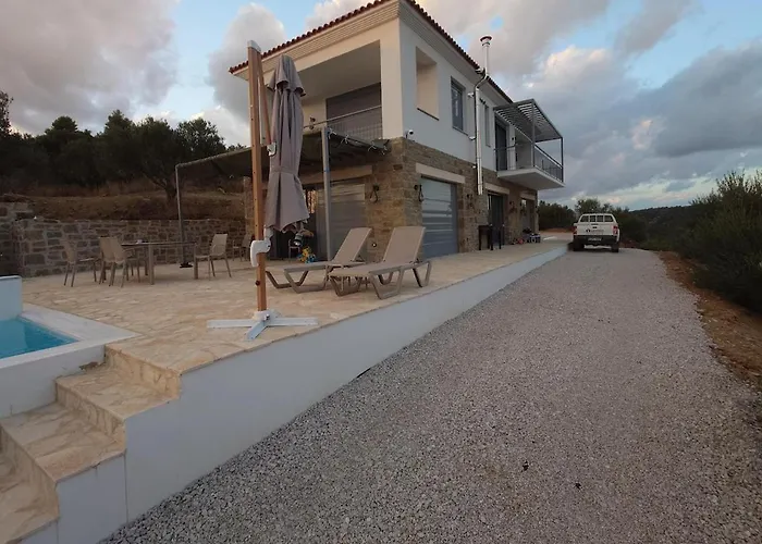 Villa Seeview And Mountain View