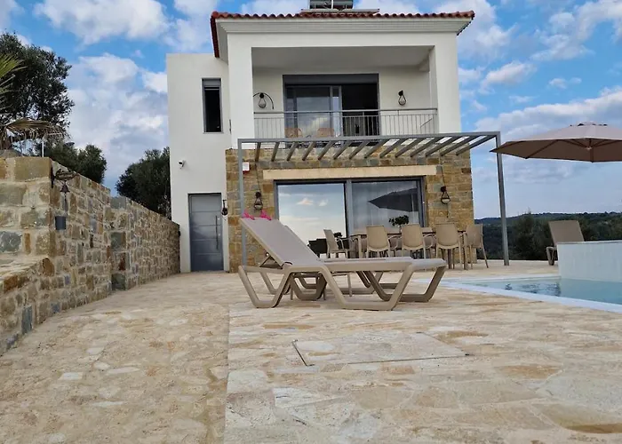 Villa Seeview And Mountain View
