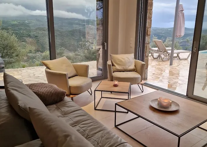 Seeview And Mountain View