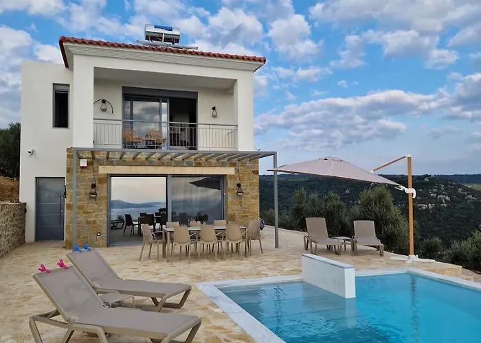 Villa Seeview And Mountain View