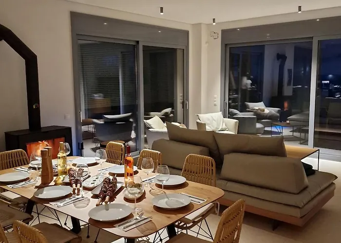 Seeview And Mountain View *