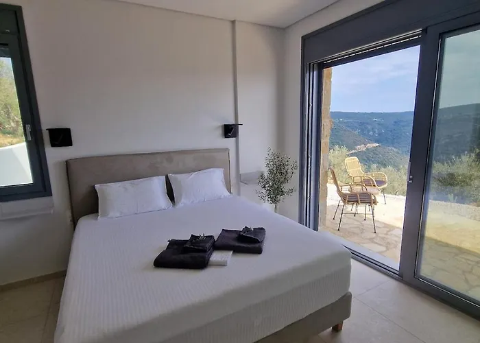 Villa Seeview And Mountain View