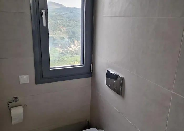 Seeview And Mountain View * Γκριζόκαμπος